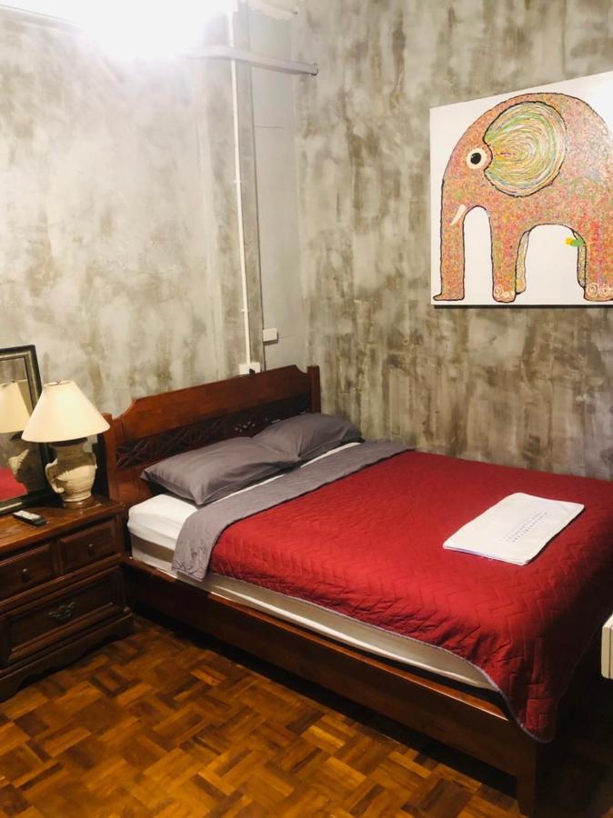 Bee Friend Hostel Чиангмай Экстерьер фото